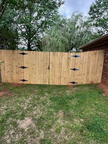 Transformative Fence Makeover in Harvest Alabama image